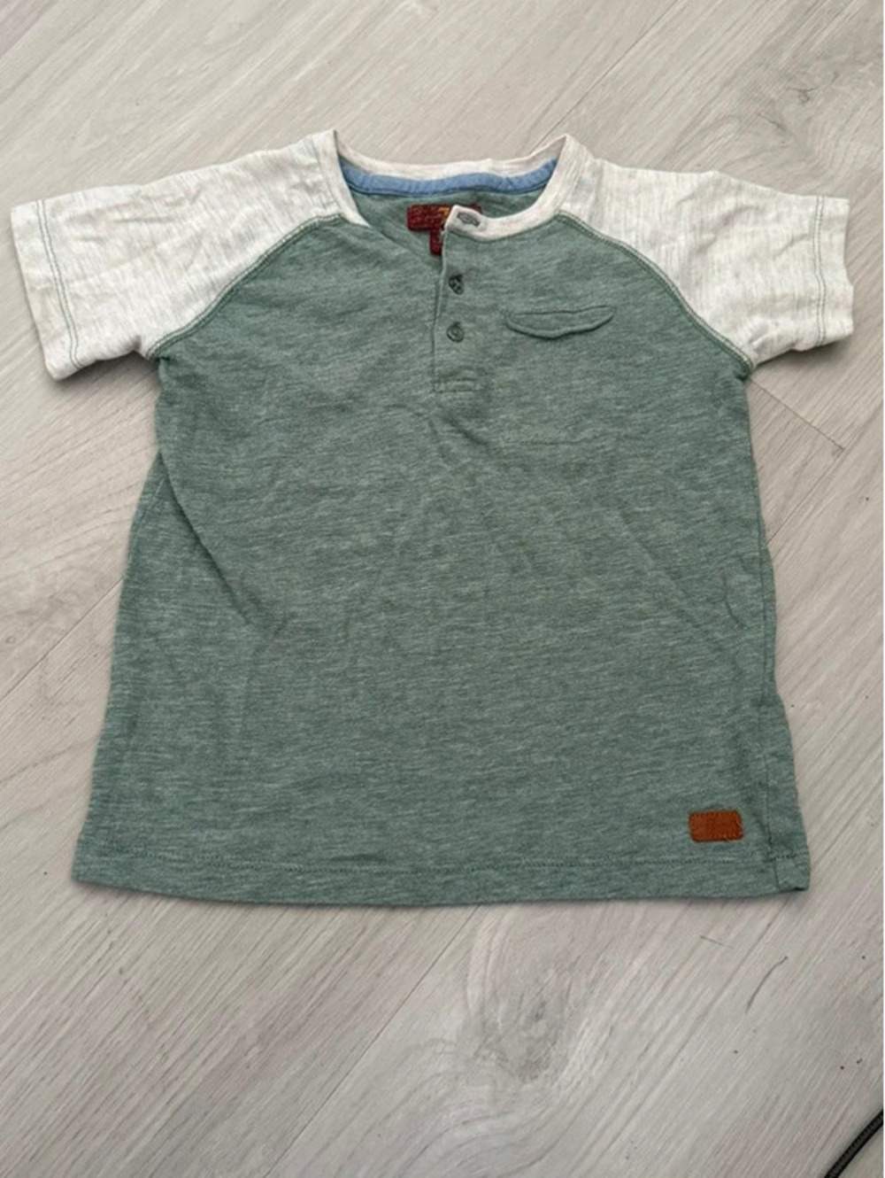 7 For All Mankind Two-Tone Raglan Henley Shirt - Size 4T